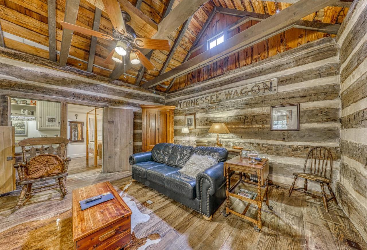 프레드릭스버그 Town Creek Log Cabin 빌라 외부 사진